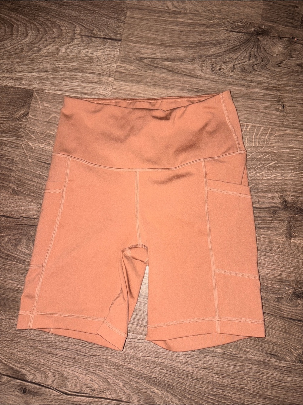 Yogalicious Peach-Orange High-Waist Bike Shorts with Side Pockets